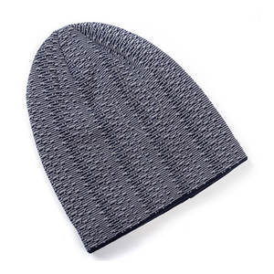 Bonnet en tricot durable avec coutures renforcées, matière douce au toucher, design personnalisé, léger/éco-responsable, unisexe, pour adultes, bonnet de voyage - Product Image 2