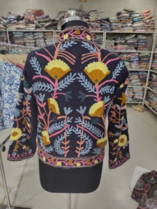 เสื้อแจ็คเก็ตปักลายดอกไม้สำหรับผู้หญิง คอปกปีเตอร์แพน แขนยาว ผ้าฝ้าย สไตล์ไพรรี่ชิค เหมาะสำหรับใส่ในฤดูใบไม้ผลิ ของขวัญสำหรับเธอ - Product Image 6