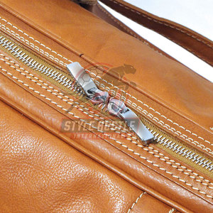 Bolsas de Viaje de Cuero de Diseño Personalizado al por Mayor, Bolsas de Viaje de Cuero de Color Sólido de la Mejor Calidad - Product Image 5