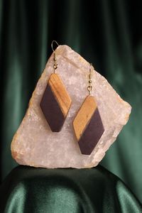Pendientes artísticos de madera y resina epoxi, joyería de moda, pendientes ligeros hechos a mano para niñas - Product Image 5