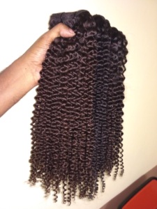 Extensions de cheveux humains bouclés indiens Remy vierges non traités, couleur naturelle saine, longueur 16 pouces, pour tissage de cheveux en usine - Product Image 3