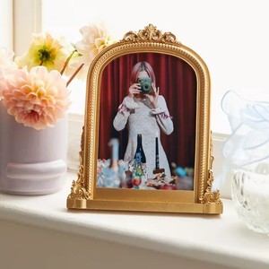 <b>Gold</b> Finish Oval Photo <b>Frame</b> Decorative Display <b>Frame</b> for Pictures Tabletop Wall Hanging Modern Classic Home Hotel Decoration - Product Image 3