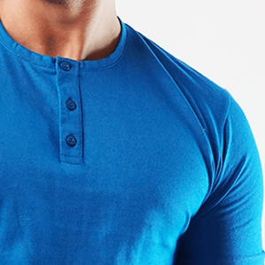 Camiseta Henley de Verano para Hombre, Corte Holgado, Manga Corta, Cuello Redondo, Tejido Texturizado, Color Liso, 180 Gramos, Informal - Product Image 4