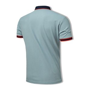 เสื้อเชิ้ตแขนยาวสีฟ้าอ่อนสำหรับผู้ชาย แต่งขอบสีแดงกรมท่า ผ้าฝ้ายปิเก้ถัก ระบายอากาศได้ดี สีพื้น ทรงปกติ สามารถสั่งตัดได้ - Product Image 6
