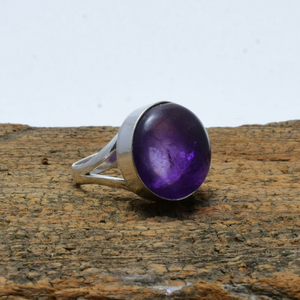 Bague pour femme en argent 925 faite à la main avec améthyste taille ronde et pierres précieuses, bijou raffiné pour mariage ou usage quotidien pour elle - Product Image 1