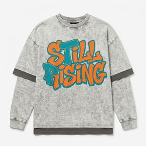 เสื้อเชิ้ตทรงโอเวอร์ไซส์ลายกราฟิกสไตล์เรโทร ย้อมสีแบบเอซิดเฟด แขนคู่ ดีไซน์โดดเด่น แฟชั่นทันสมัย เสื้อผ้าลำลองสำหรับทุกเพศ ผลิตจากผ้าฝ้าย 100% ขายส่ง รับผลิตตามแบบ - Product Image 1