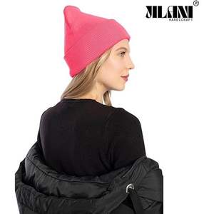 หมวกไหมพรมถักสำหรับผู้หญิง ดีไซน์โดย Jilani Handicraft  ตกแต่งด้วยหนัง  ผ้าฝ้ายผสมขนแพะ  ลายการ์ตูน/ตัวละคร/ตัวอักษร  ขอบหมวกพิมพ์ลาย - Product Image 5