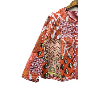 Veste matelassée pour femmes de style bohème vintage en coton fait à la main, patchwork, bouton à rayures, détail rivet floral, coupe confortable pour l'hiver - Product Image 2