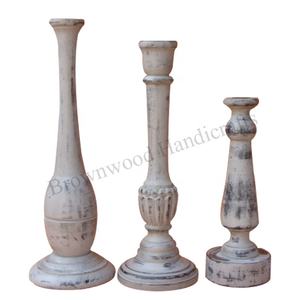 Ensemble de 3 bougeoirs en bois de manguier massif de simplicité moderne, ajout chic à la décoration de Noël minimaliste avec abat-jour blanc en PP - Product Image 5