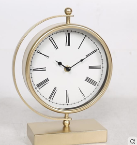Reloj de Mesa de Metal Premium con Esfera de Números Romanos y Marco Circular Decorativo para Decoración de Hogar, Oficina, Escritorio y Sala de Estar - Product Image 1