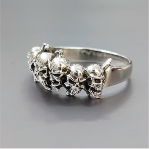 Anillo de Calaveras Múltiples de Plata de Ley 925 Sólida, con Siete Cabezas de Esqueleto Talladas en Fila, Banda Gótica Oxidada, Joyería - Product Image 2