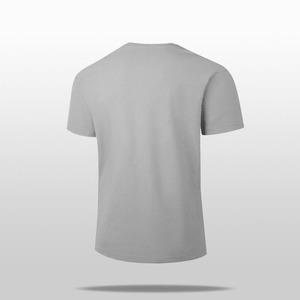 Camiseta Henley de Manga Corta para Hombre, Color Azul Claro, Tejido de Punto, Ecológica, Corte Holgado, Casual, Cuello Redondo, 100% Algodón, Logotipo Frontal - Product Image 5