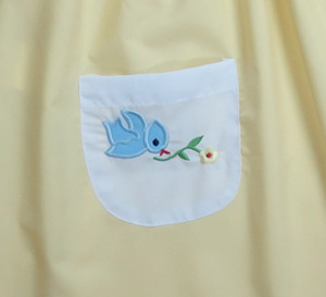 Colección de Vestidos de Bebé con Bordado de Pájaro Azul Amarillo. Hecho a medida - Product Image 4