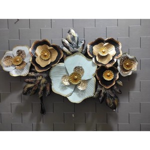 Sculpture murale moderne en métal très demandée, design floral, décoration pour salon, art pour la maison - Product Image 2