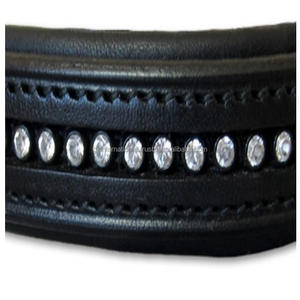 Banda de ceja de caballo de cuero acolchado con canal vacío de forma recta negra decorada con cristales de marca de 1 Fila banda de ceja de cadena de diamante - Product Image 1