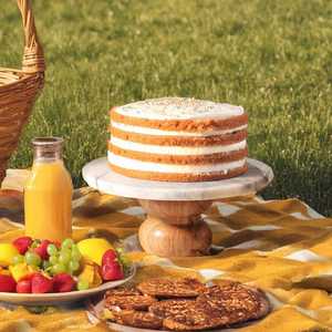 Support à gâteau rond en bois au design moderne et élégant avec plateau en marbre, idéal pour les plats et assiettes de fête - Product Image 6