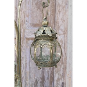 Nueva Linterna de Latón con Diseño Intrincado Recortado, Decoración Duradera para el Hogar - Product Image 1