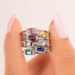 Anillo Ajustable Personalizado con Piedra de Nacimiento de 12 Meses, Corte Esmeralda, Plata de Ley 925, Chapado en Oro de 18k, para Regalo de Boda - Product Image 1