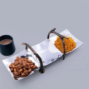 Plateau de service artisanal en aluminium haut de gamme avec finition métallique brossée pour l'hôtellerie moderne et la décoration intérieure Bordure miroir - Product Image 6