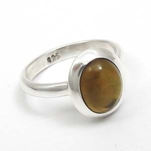 แหวนเงินแท้ 925 ประดับโอปอลสีดำธรรมชาติทรงรีเจียระไน ฝังแบบ Bezel งานแฮนด์เมด เหมาะสำหรับงานแต่งงานและงานปาร์ตี้ สไตล์โบโฮ - Product Image 1