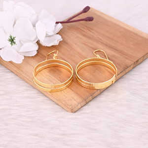 Boucles d'oreilles pendantes de créateur faites à la main, plaquées or jaune classique, en laiton, boucles d'oreilles modernes, personnalisées pour femmes et filles - Product Image 6