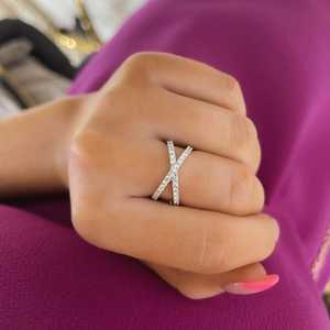 Lab Grown Diamond Crossover Statement <b>Ring</b> 1.00ct Round Cut Half Eternity Cross Band 10K Pair Fine Jewelry for Women's Jewelry - Product Image 4