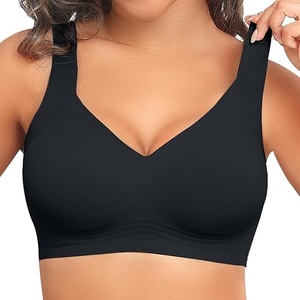 Sujetador deportivo sin costuras para mujer, talla grande, espalda cruzada, copa completa, sin aros, estampado de leopardo, elastano, poliéster, tirantes ajustables, para todas las estaciones - Product Image 5