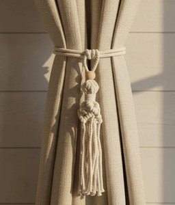 Sujetador de Cortina de Macramé Bohemio – Cuerda de Algodón Natural y Cuentas de Madera – Decoración Blanca para Ventanas – Decoración Nórdica para Sala de Estar - Product Image 2