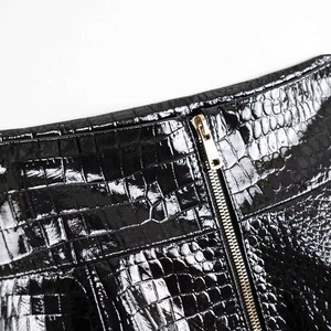 Jupe midi en cuir de luxe pour femme, taille haute personnalisée, design de créateur, qualité supérieure, service d'échantillons direct usine OEM ODM disponible - Product Image 4