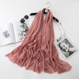 Pañuelos de Moda Islámica para Mujeres Musulmanas, Pañuelos Plisados de Color Sólido, Hijab de Algodón Arrugado para Mujeres - Product Image 3