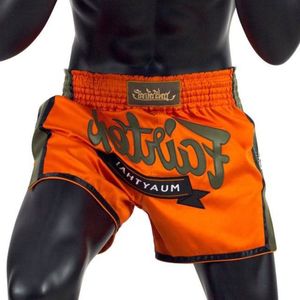 Shorts de Muay Thai Fairtex sur mesure, qualité supérieure, 100% polyester, pour entraînement d'arts martiaux adultes. - Product Image 3