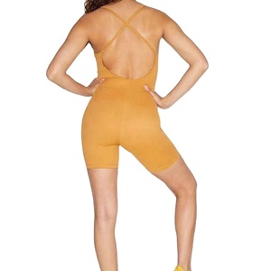 Combinaison une pièce pour femme en 100% polyester, dos croisé, col à revers jaune, avec effet ventre plat et rehaussement des fesses, pour le sport - Product Image 4