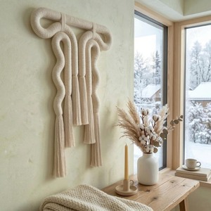 Décoration murale en macramé, style bohème, design géométrique abstrait, fibres naturelles, forme irrégulière, emballage en une seule pièce - Product Image 3