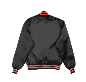 แจ็คเก็ต Letterman ผ้าซาตินแบบกำหนดเองรุ่นใหม่ล่าสุด พร้อมปักโลโก้ทีม ชื่อ และหมายเลข สำหรับผู้ชาย - Product Image 2