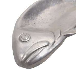 Plateau à poisson vintage en aluminium moulé argenté Plateau de service artisanal en métal pour table de cuisine Décoration intérieure Vaisselle élégante - Product Image 4