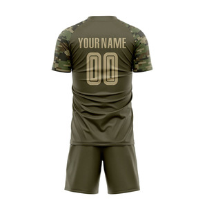 ชุดเสื้อและกางเกงฟุตบอลสีเขียวมะกอกแบบกำหนดเอง ชุดทีมฟุตบอลส่วนตัว ผ้าโพลีเอสเตอร์ 100% ระบายอากาศได้ดี ขายส่งแบบ OEM - Product Image 3