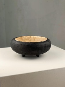 Tazón de madera para servir ensaladas, hecho a mano, ecológico, color y logotipo personalizados para restaurantes, sostenible, por HWC - Product Image 3
