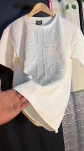 เสื้อยืดโอเวอร์ไซส์ผู้ชายสุดเทรนดี้ ลายโลโก้พิมพ์นูน ดีไซน์พัฟพริ้นท์ ผ้าคอตตอนผสมเนื้อหนา สไตล์สตรีทแวร์แนวอเมริกัน - Product Image 3