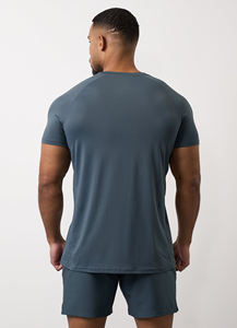 Ensemble t-shirt et short pour homme, gris foncé uni, léger, respirant, décontracté, tenue deux pièces, vêtements de sport et de fitness - Product Image 2