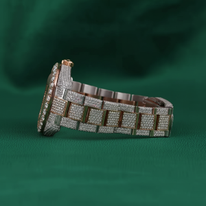 Montre en or rose et argent avec diamants pour femme, bracelet de luxe avec chiffres romains, cadeau d'anniversaire pour elle - Product Image 4