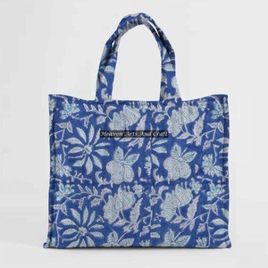 Main bloc imprimé coton indien matelassé carré femmes épaule matelassé sac fourre-tout matelassé à la main avec sac carré matelassé - Product Image 1