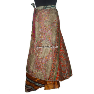 Nueva Falda Larga Reversible de Seda Estilo Sari para Venta al por Mayor, Falda Mágica Reversible de Seda Vintage de 38 Pulgadas de Largo, Top Halter Tipo Tubo - Product Image 3