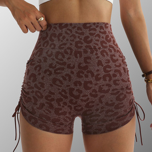 Pantalones Cortos Deportivos de Algodón Suave con Cordón Ajustable y Logotipo Personalizado de Alta Calidad para Mujer, Ideales para Yoga y Gimnasio - Product Image 3