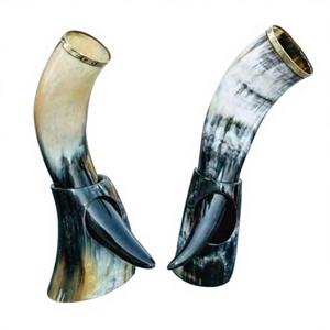 แก้วน้ำทำมือจากเขาควายธรรมชาติ พร้อมที่จับขัดเงา สำหรับแก้วเบียร์สไตล์ไวกิ้ง และของสะสมยุคกลาง - Product Image 1