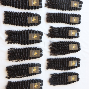 Tissage en lot naturel indien brut 100%, cheveux bouclés, cuticule alignée, vierge, non traité - Product Image 2
