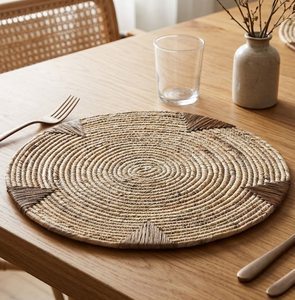 Sous-plats ronds tissés en jacinthe d'eau à prix abordable, style bohème, en jonc de mer naturel, décoration de table, dessous de verre, fabriqués au Vietnam - Product Image 4