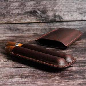 Étui à cigares en cuir de luxe avec coupe-cigares, idéal pour les voyages d'affaires, les cadeaux d'entreprise et le rangement de cigares haut de gamme à prix raisonnable - Product Image 5