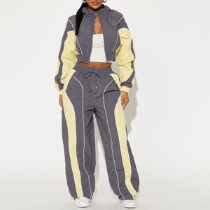 Stylish Women's Gray Loose Fit Sporty Pants Full Length Waterproof With Side Pocket Women Athletic Tracksuit Crop Top Jacket <b>Set</b> - Product Image 1