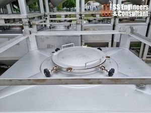 750 Litre Stainless Steel Transport Tank with Motor Engine Gear PLC | Hygienic Industrial Container (10722) - Product Image 5