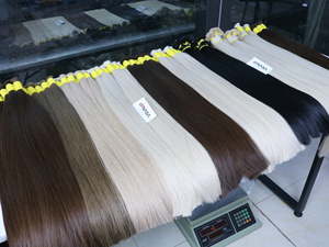 Haute qualité 26 pouces couleur claire soyeuse vague droite vietnamienne extensions de cheveux humains bruts expédition rapide grand gros en vrac - Product Image 2